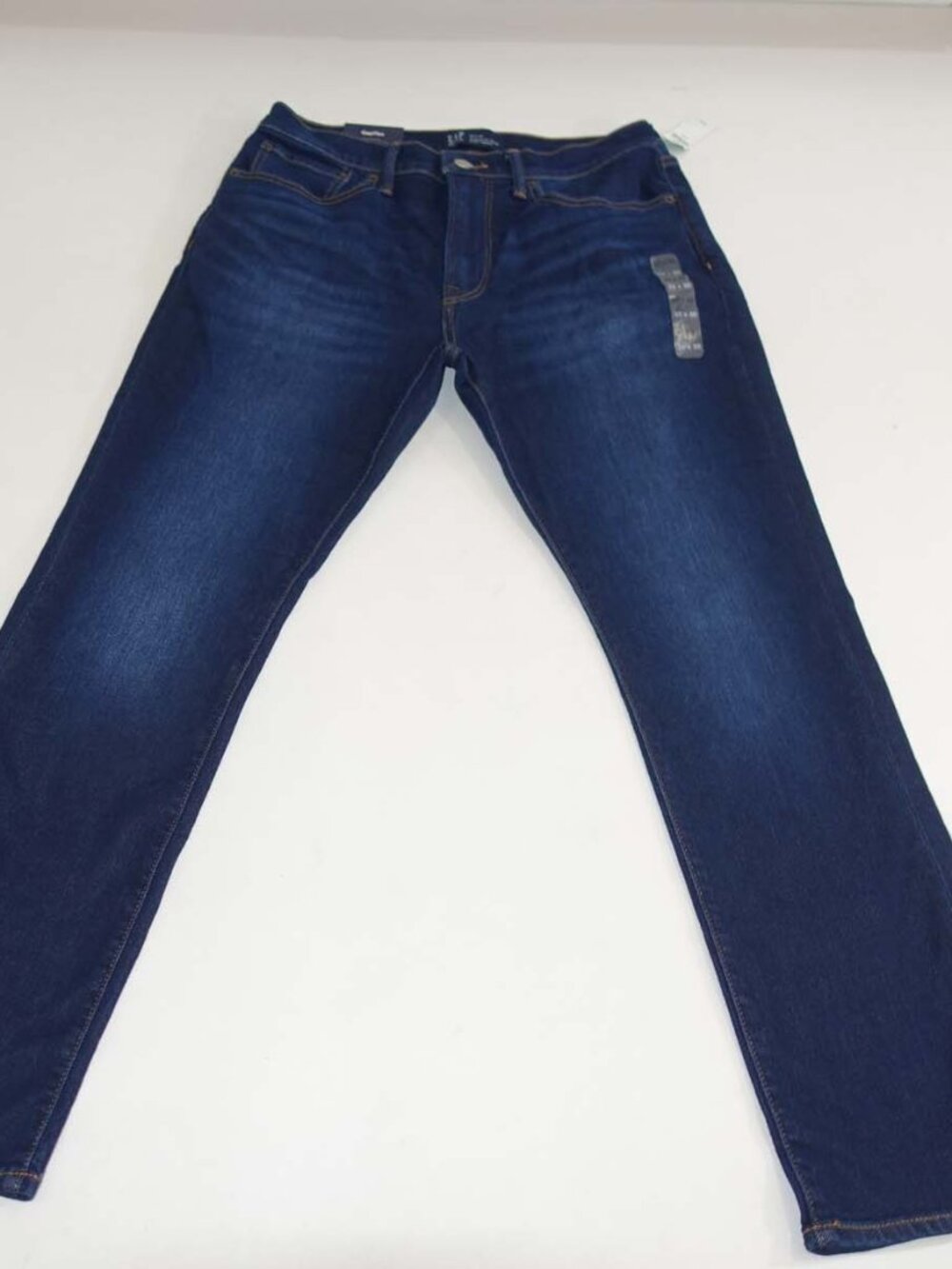 Gap Men's Athletic Slim Fit Jeans Size 32 x 30 NWT Dark Wash Soft Wear Denim
